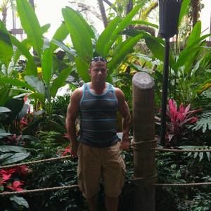 Meet your Posher, Todd